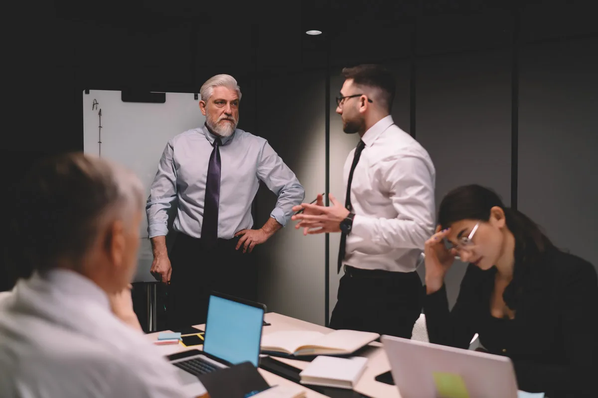 Ego kao najveći neprijatelj brenda: Kad lične sujete postanu korporativna politika